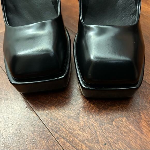 Jeffrey Campbell Corgi Platform Mary Janes,
Wednesday Addams Black Leather Size5 - Picture 9 of 15